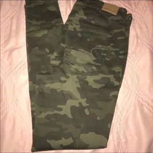 American Eagle Jeans!!